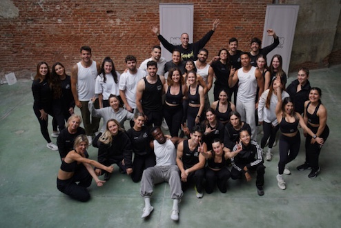 Group photo from a Jeffrey Peters brand workshop